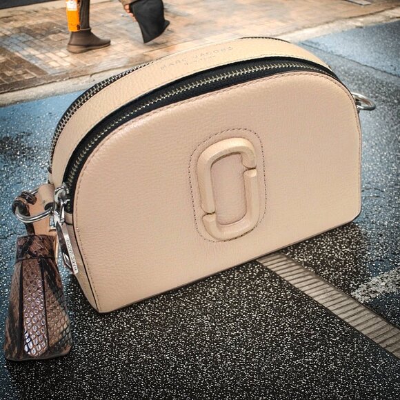 Marc Jacobs Shutter Camera Bag Inspired Camel Leather Structured Cross Body Bag - Picture 6 of 16